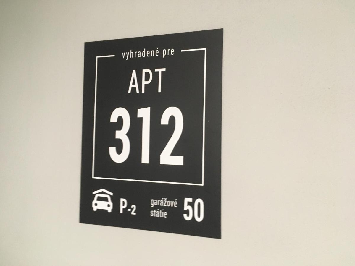 Štrbské Pleso Apartman S Vyhladom Na Stity Ovruc 312 מראה חיצוני תמונה
